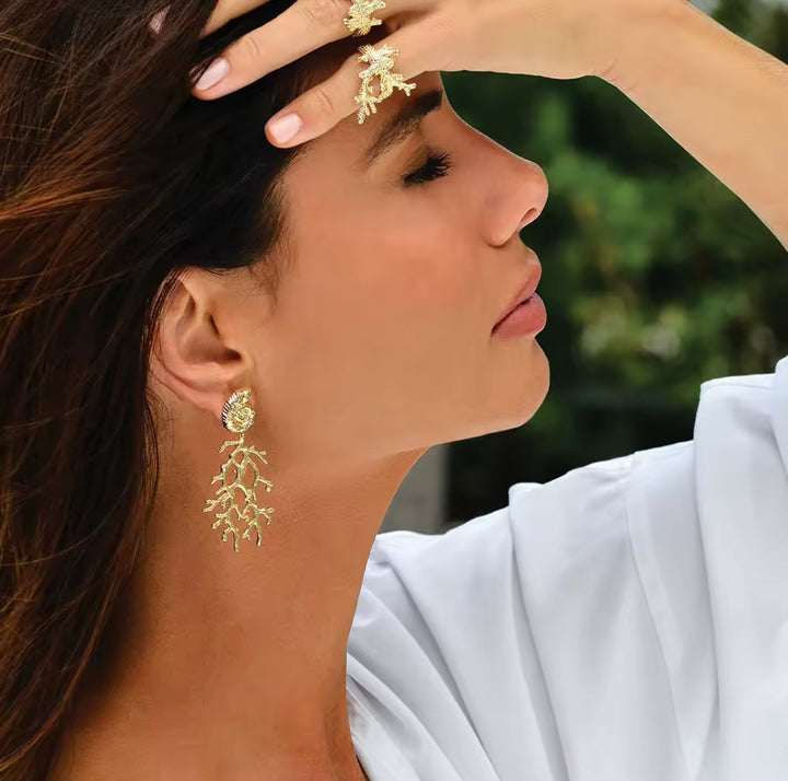 Goldene Korallen-Ohrringe Damen – Luxus Statement Schmuck