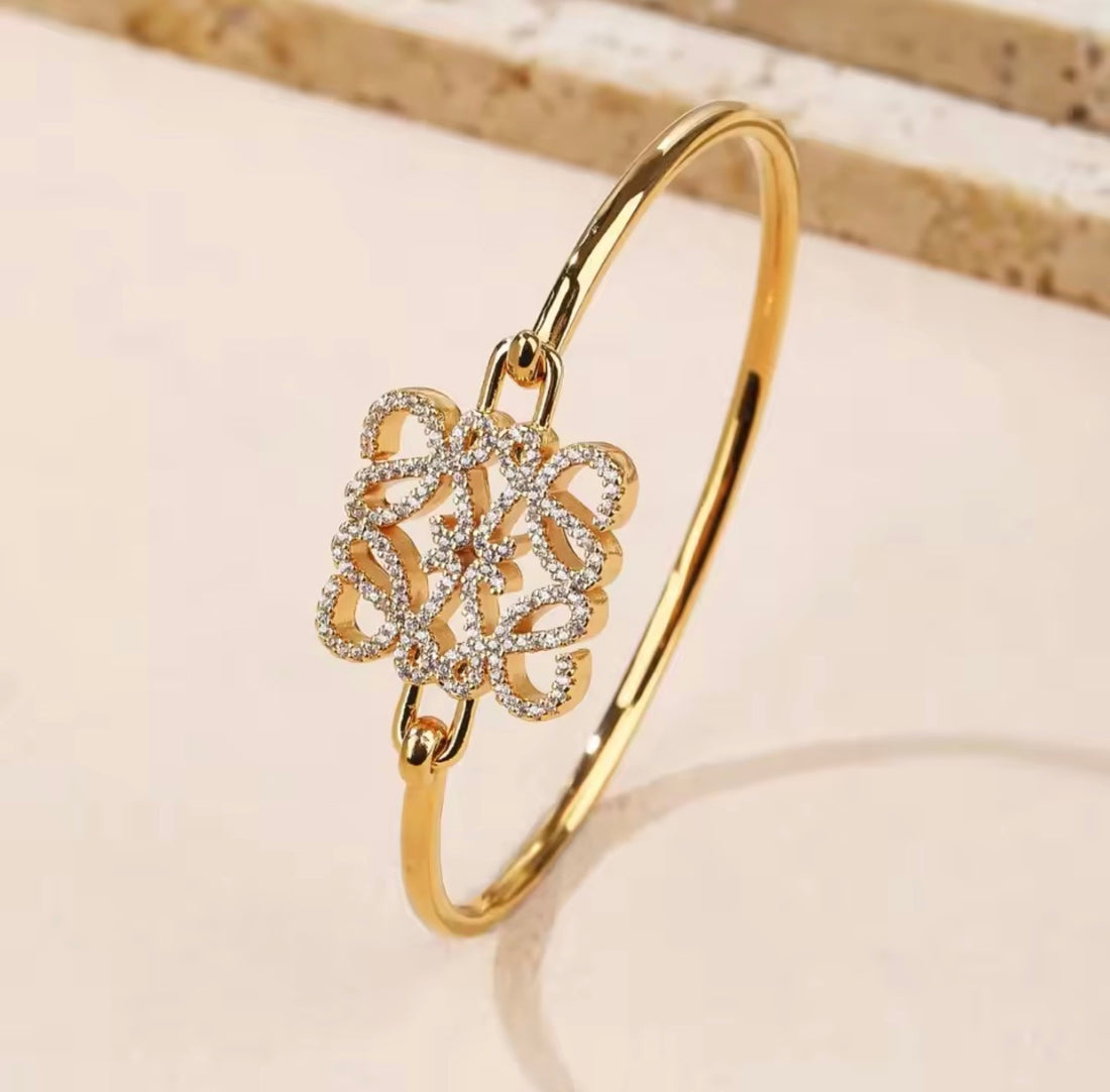 EternaGlow Armreif – Luxus Damen Armband in Gold & Silber mit Zirkonia