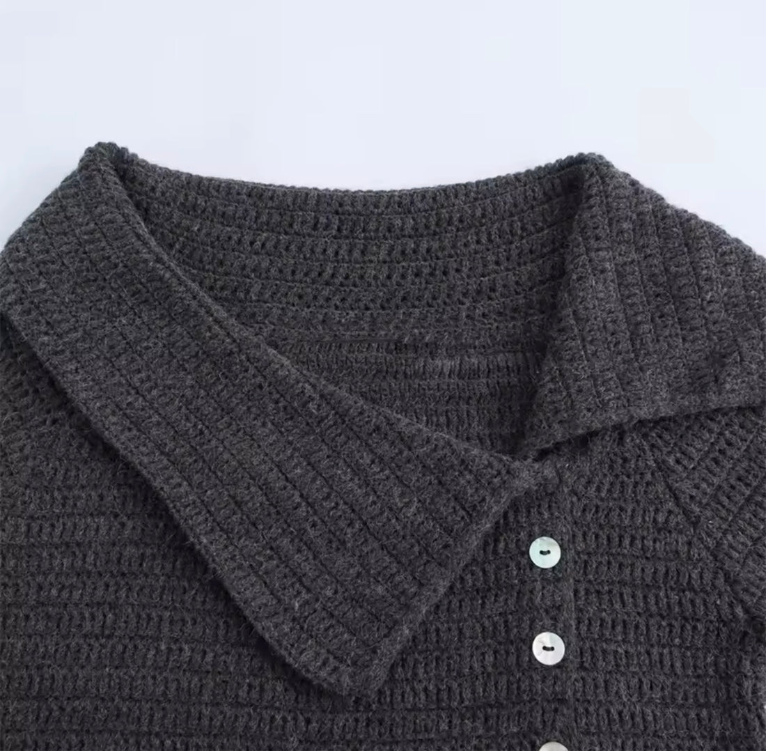 Knitique Damen Strickjacke Anthrazit – Modischer Asymmetrischer Pullover mit Knopfleiste