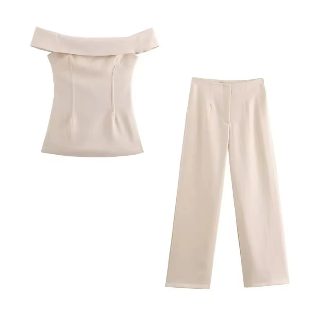 Linen Luxe – Off-Shoulder Set in Sand