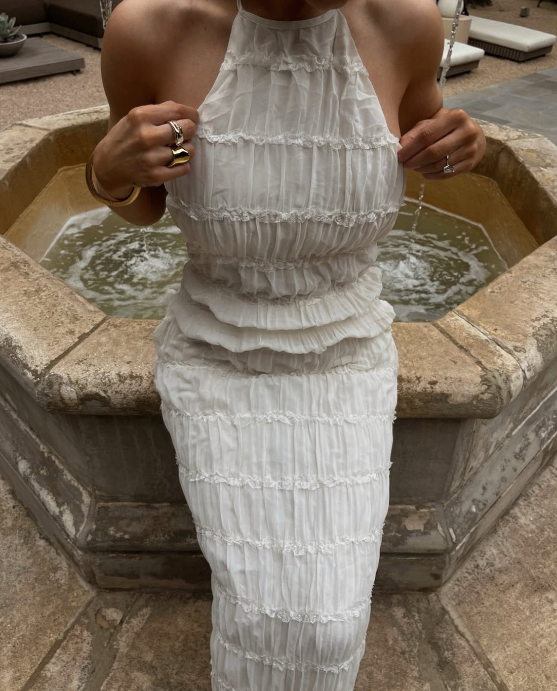 ALMA VITA – Elegantes Boho Maxikleid aus Musselin in Creme