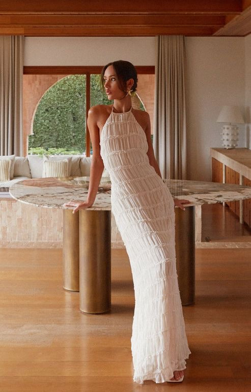 ALMA VITA – Elegantes Boho Maxikleid aus Musselin in Creme