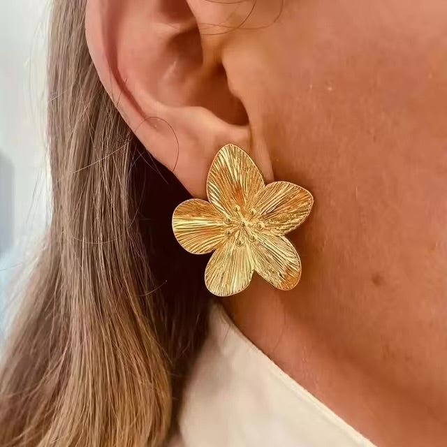 Elegante Vintage Blumen Ohrstecker aus 18K vergoldetem Edelstahl - Hypoallergene Ohrringe für Damen