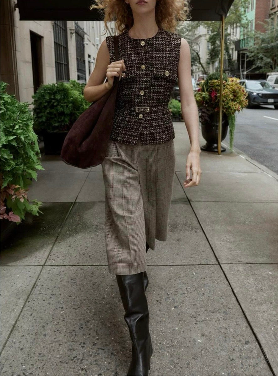 Elegante Damen Tweed Weste – Zeitloser Chic mit Gürtel & Knopfleiste